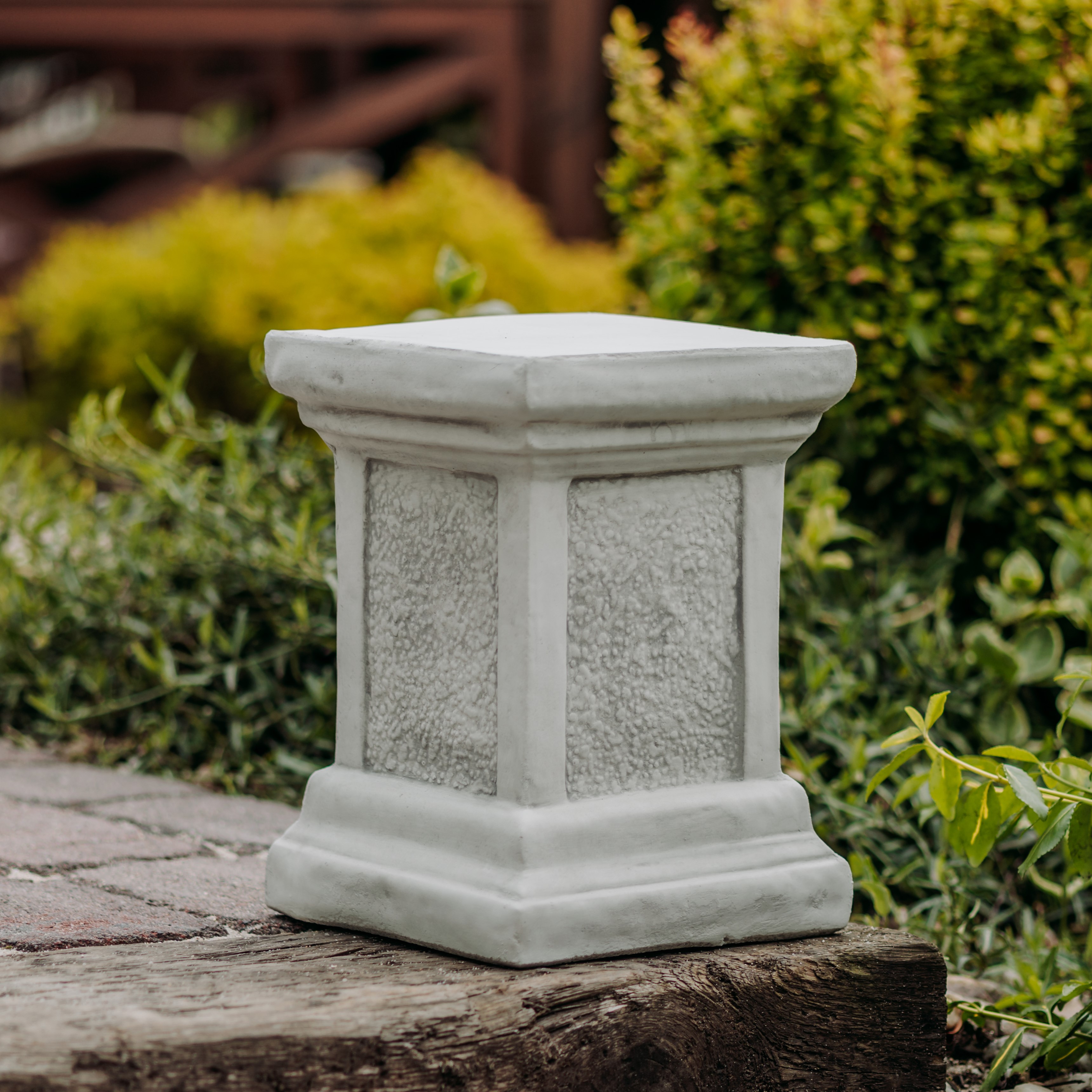 garten podest kaufen Sockel 24 x 24 cm Podest Steinsäule 33 cm 23 kg Grau Weißbeton frostsicher